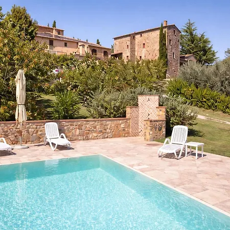 Tuscan Retreat With Pool For 6 아파트